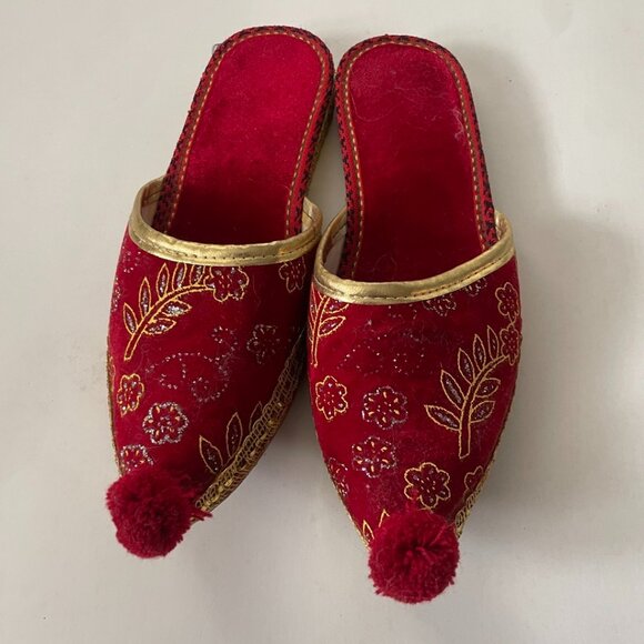 Traditional Red Embroidered Costume Slippers - Picture 1 of 11